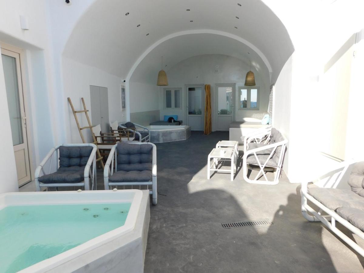 Caldera Cliff Suites 산토리니 외부 사진