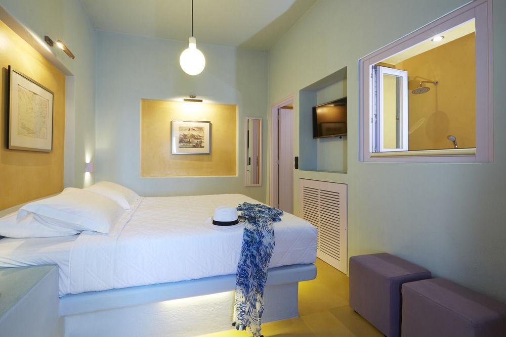 Caldera Cliff Suites 산토리니 외부 사진