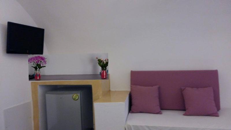 Caldera Cliff Suites 산토리니 외부 사진