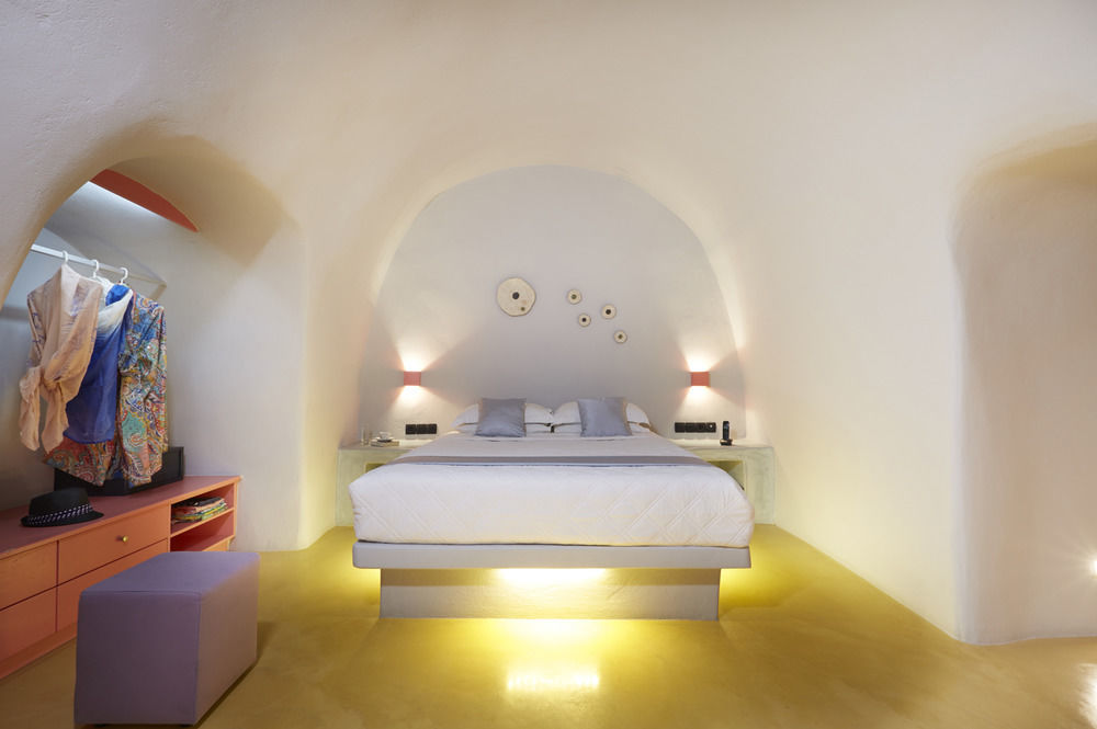 Caldera Cliff Suites 산토리니 외부 사진